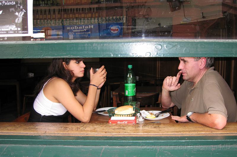 20071201_164454  Can SD950 4000X2667.jpg - View into a small restaurant, San Telmo Market